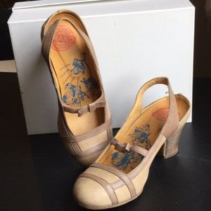 Brako Mary Jane Leather Heels